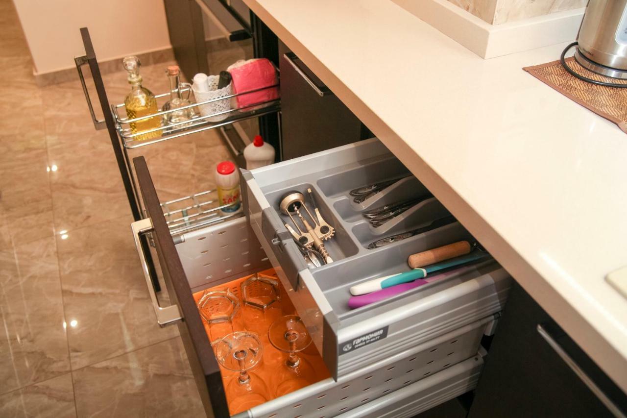 Apartment Luxe Paris โอเดสซา ภายนอก รูปภาพ